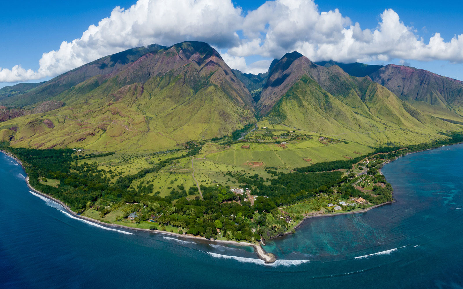 Maui aerial view of mountains