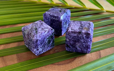 Charoite Cubes to facilitate positive energy flow