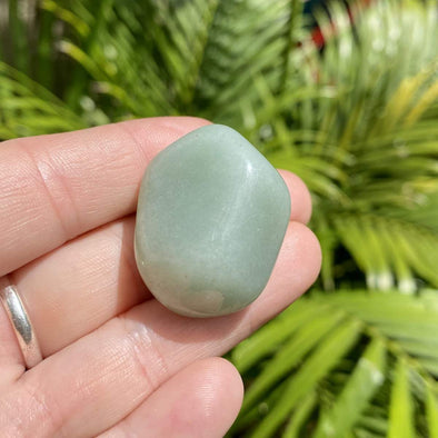 Green Aventurine Guide: Properties and Meaning - Sage Goddess
