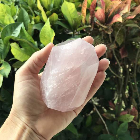 Rose quartz in hand