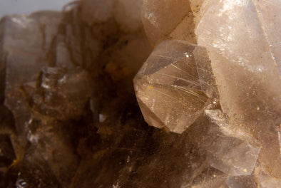 Smoky Quartz Crystals – The Best Healing Crystals for Moving On