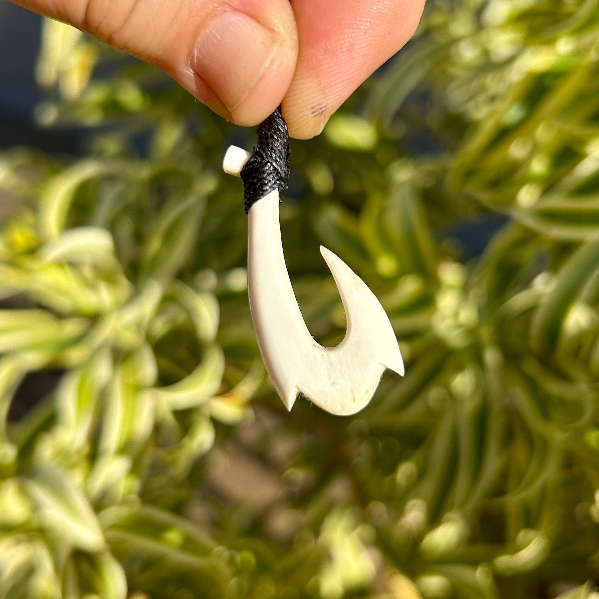 1 5/8” Maui Fish Hook- Maui Axis Deer Antler- FHRPAD09