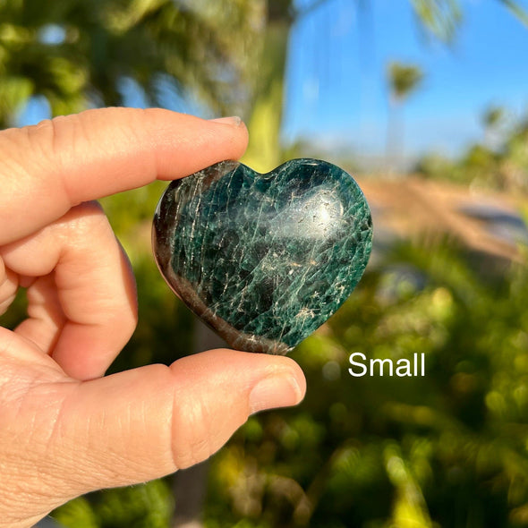 Small Apatite Heart Stone