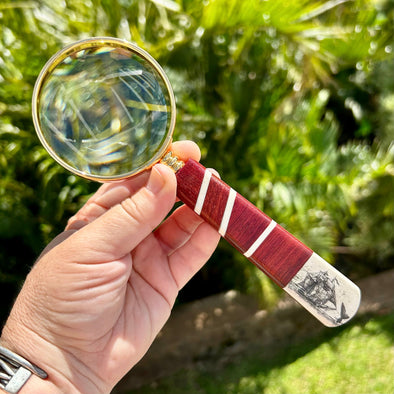 Handmade Scrimshaw Magnifying Glass
