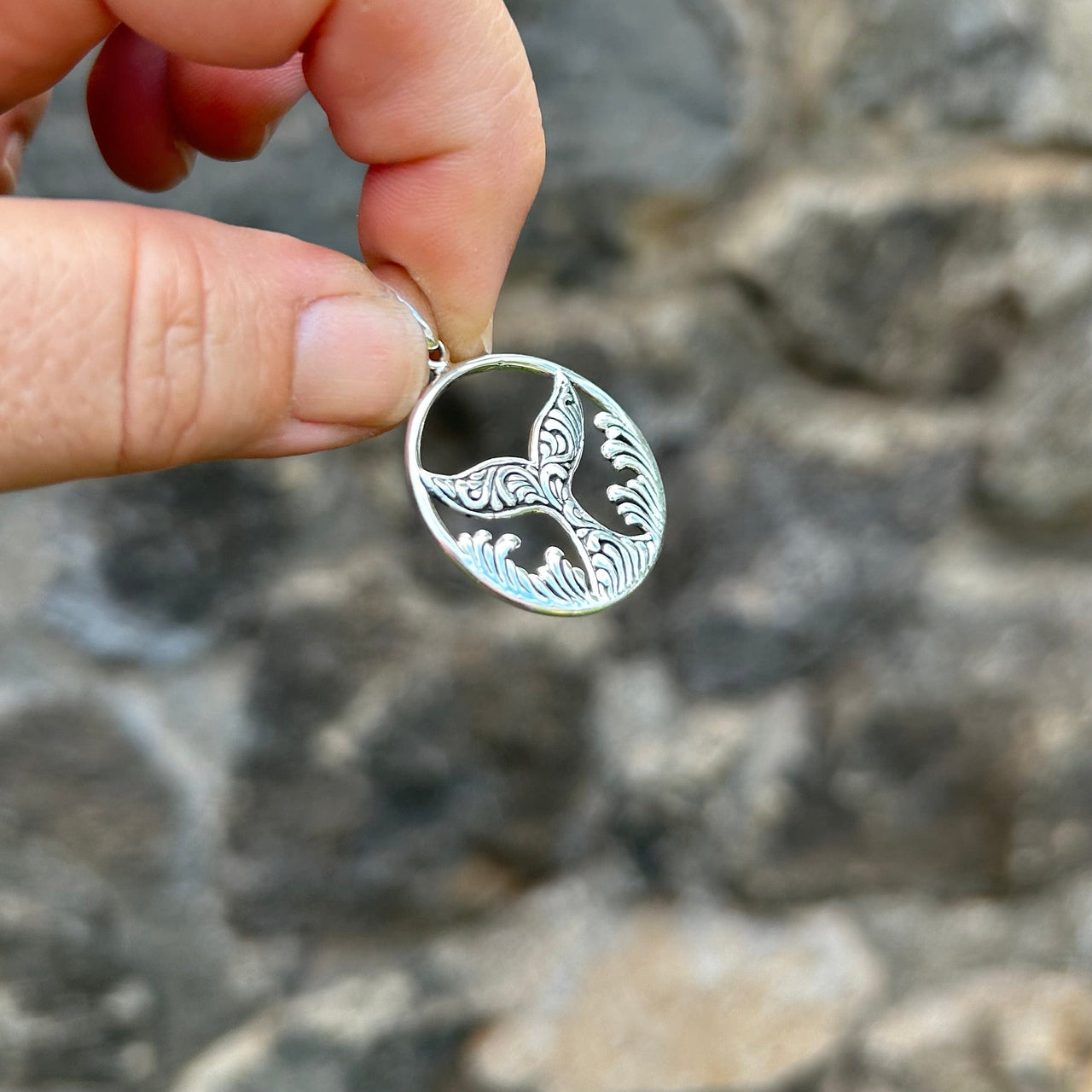 Whale Tail Filagree Pendant in Silver