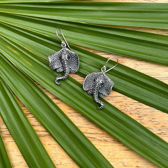 Stingray Earrings with Onyx Eyes