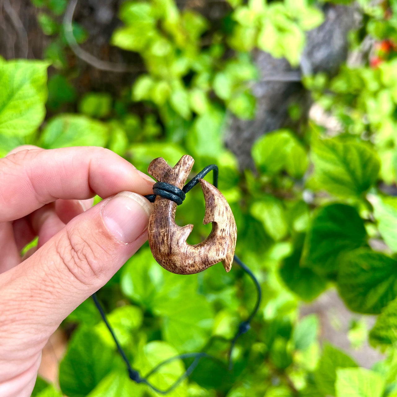 Curly Mango Wood Maui Fish Hook- FHDH03