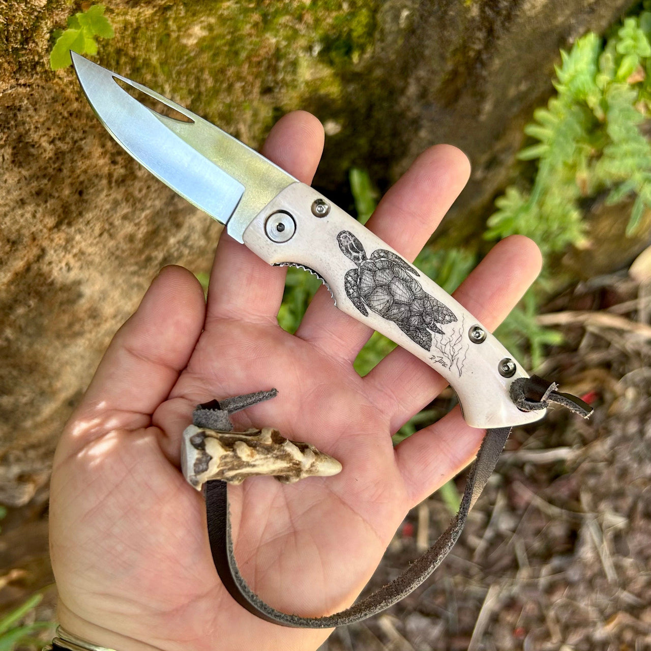 Doug Fine Sea Turtle Scrimshaw Art on Silver Stag Cutlery