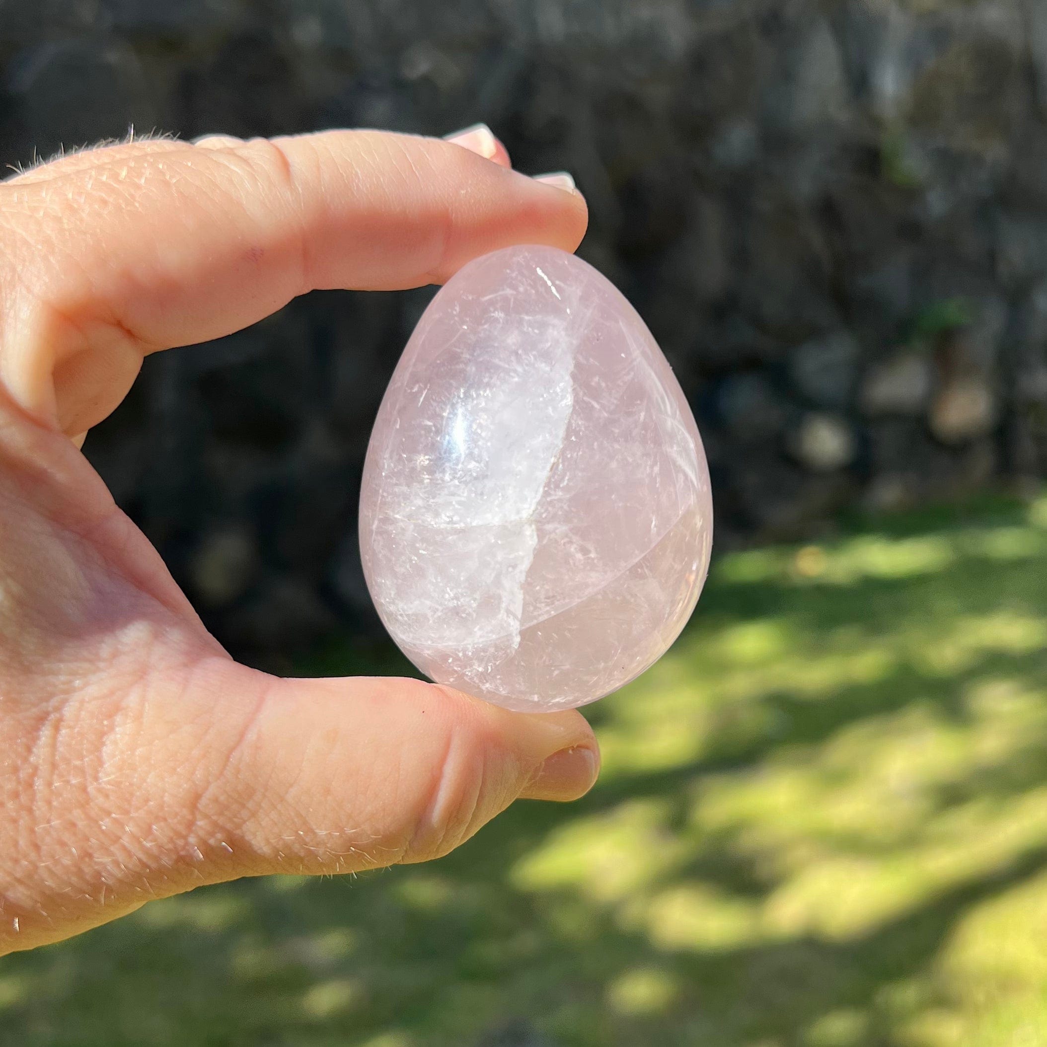 Polished rose discount quartz stones