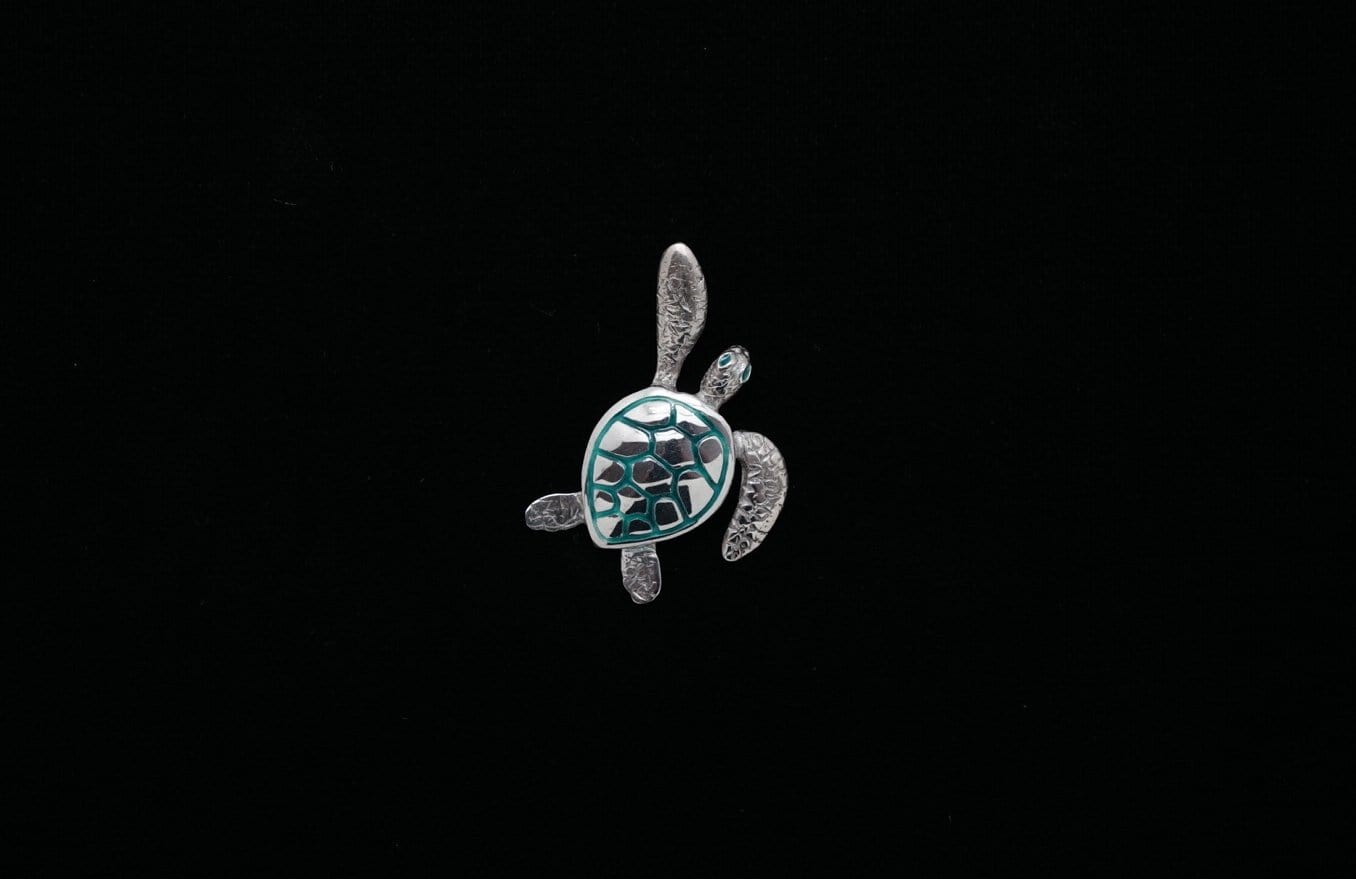 Detailed Sterling Silver Sea Turtle Pendant with Teal Enamel Accent